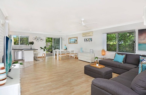 Minyama House | Central Mooloolaba Beach House with 1 bedroom unit attached. .