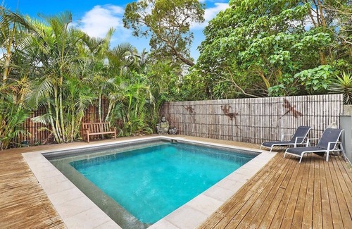 Minyama House | Central Mooloolaba Beach House with 1 bedroom unit attached. .