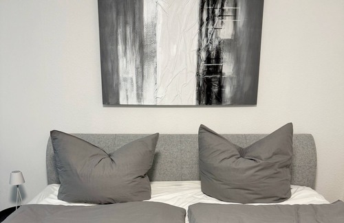 Pforzheim Apartment | Central Penthouse Suite with Goldstadt view