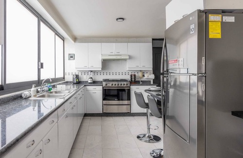 Los Morales Apartment | Central Polanco Hub, Near Restaurants & Shops