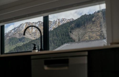 Queenstown City Centre House | Central Queenstown Residence