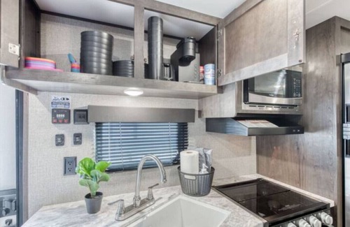 Tower District House | Central RV Stay with Secure Parking, WiFi