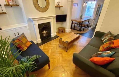 Kemptown Cottage | Central Seaside Cottage, Brighton on your doorstep