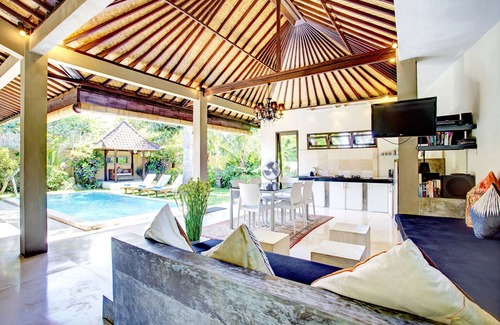 Sunset Road Villa | Central Seminyak, Peaceful contemporary 3 bedroom Villa
