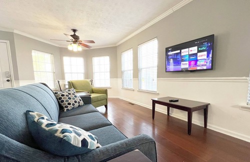 Mechanicsville House | Central/Spacious/Relaxing Cozy 3 Bedroom Home