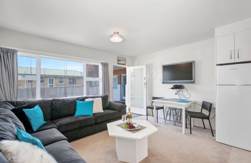 Taupo Cottage | Central Stay - Taupo Flat