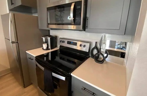East Ybor Apartment | Central Studio Downtown Tampa