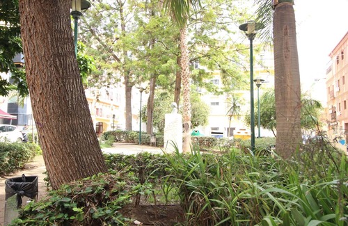 La Victoria Apartment | Central Studio in Malaga's Iconic District - Walk to Historical Sites