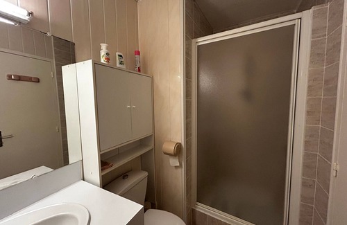 La Roche-Posay Apartment | Central T2 in La Roche-Posay, 4 ppl, WIFI, near Spa