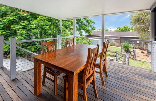 Torquay House | Central Torquay Treasure Close To Beach