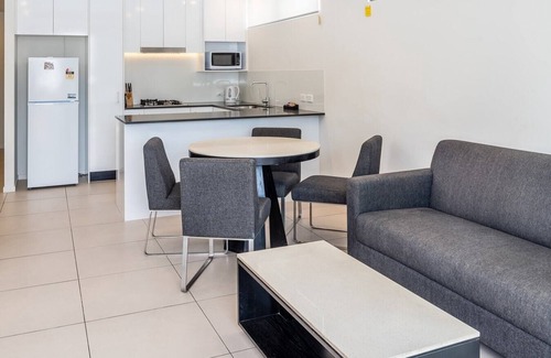 Fortitude Valley Apartment | Central Valley 2 bedroom Apartment + Free parking