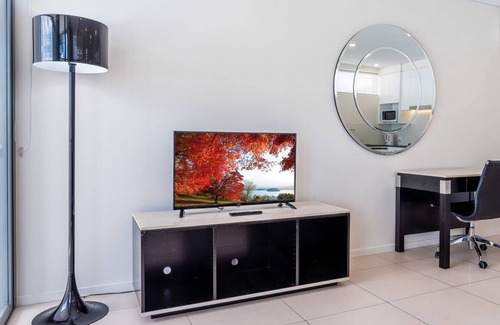 Fortitude Valley Apartment | Central Valley 2 bedroom Apartment + Free parking