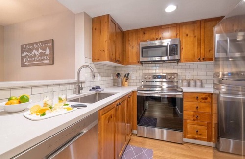 Village North Villa | Central w/Pool&Hot tub at North Star w/Free parking