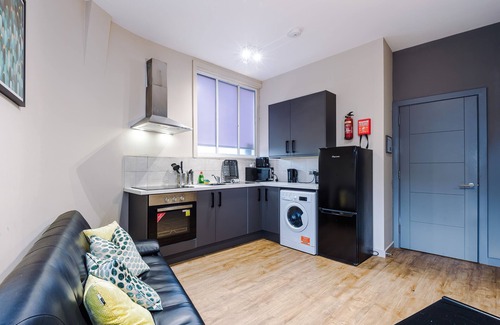 Wigan Apartment | Central Wigan - Train Station