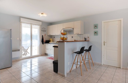 Golfech House | Centrala - Three Bedroom House, Sleeps 6