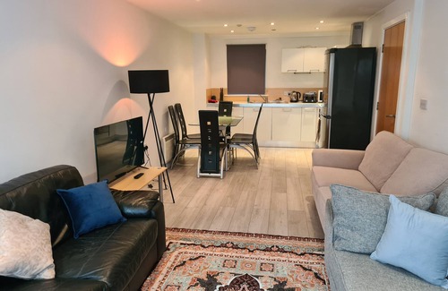 Manchester Apartment | Centrally Located Modern Apartment