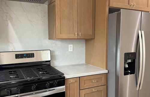 Southwest Anaheim House | Centrally locate charming house near major attractions