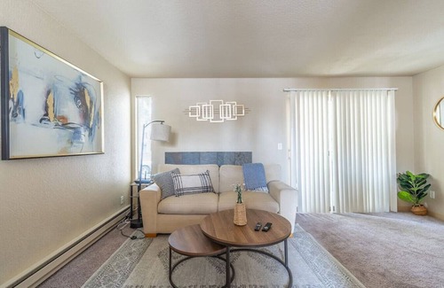 Shoreline Apartment | Centrally located 1 bedroom