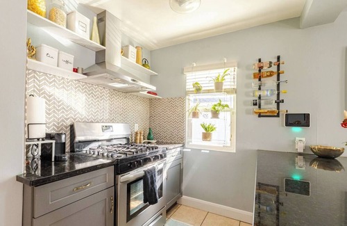 Salt Lake City House | Centrally located 2-bedroom home in Millcreek with nice amenities 🏙️ 🏞️