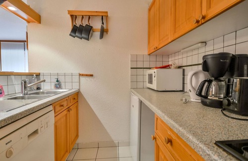 Morzine Apartment | Centrally Located 2-Room Apartment Near Ski Lifts, Sleeps 6, Parking, Balcony
