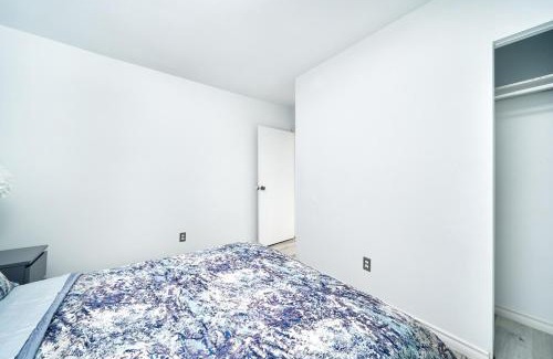 Windsor Apartment | Centrally located 3BDRM home in CityCore!
