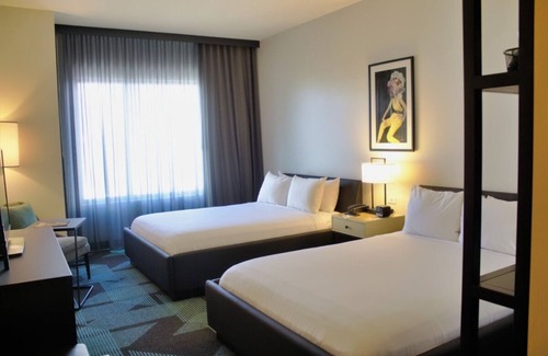 Downtown Las Vegas Hotel | Centrally Located! 4 Units w/FREE Parking! Close to North Las Vegas Airport!