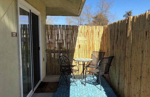 Alameda Apartment | Centrally Located 4BR 2BA Apt in Alameda