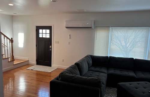 Danbury House | Centrally located,Close to Danbury Hospital and Wesconn Extended Stay