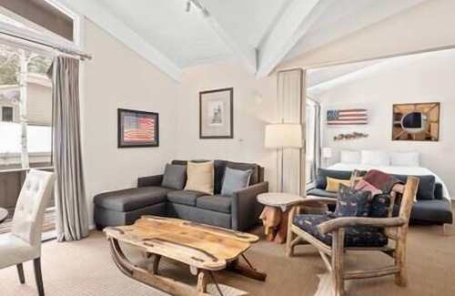 Aspen Apartment | Centrally Located Condo, By The Little Nell, Pool!