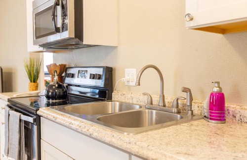 Yuma House | Centrally Located Cozy Home