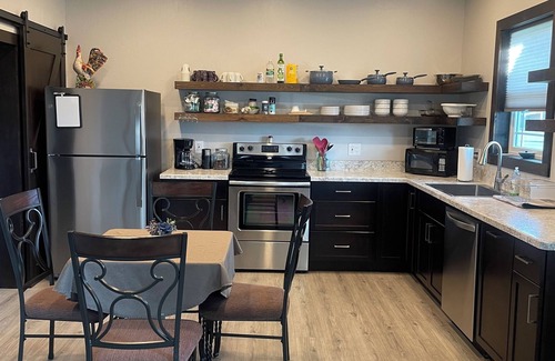 Evergreen Cottage | Centrally located. Cute, clean cottage. Full bath. Washer, Dryer. Kitchen.
