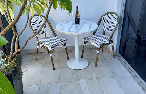 Wembley Apartment | Centrally located fully self-contained private apartment.