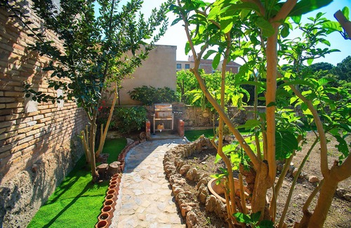 Benifallet House | Centrally located house in Benifallet with large garden, ideal for families, friends and pets.