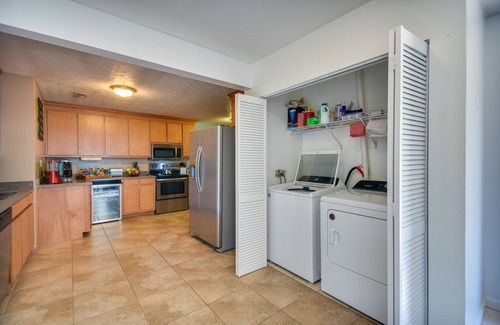 Newport News House | Centrally Located Hampton Home: 6 Mi to Downtown!