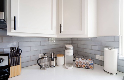 Barnum House | Centrally Located!. King Beds! Everything Downtown Denver has to offer! HOT TUB!