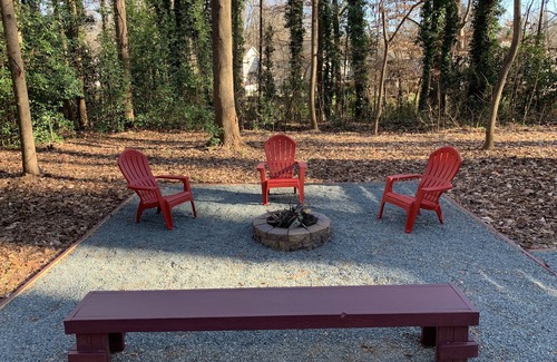 Charlotte House | Centrally located NoDa Pad