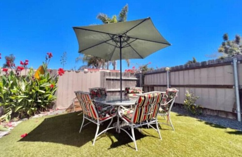 Bay Ho House | Centrally Located-Private Backyard/Beach/Parking1
