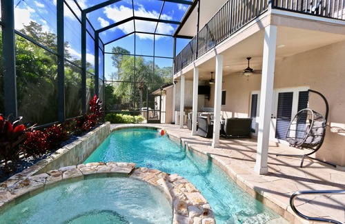 Naples House | Centrally Located Single Family Home