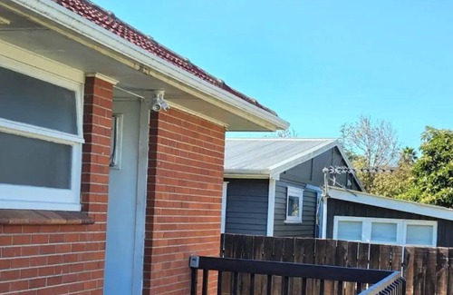 Henderson House | Centrally located , specious entire house, close to all animities