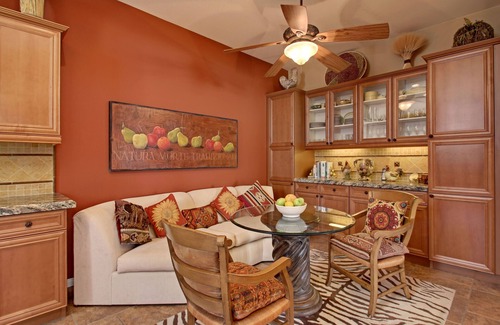 Palm Desert House | Centrally Located Tuscan-Style Townhome with Pools/Spas