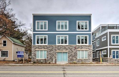 Traverse City Apartment | Centrally Located Traverse City Condo 1 Mi to Bay