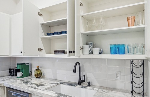 Houston Heights Condo | Centrally located, unique and brand new condo