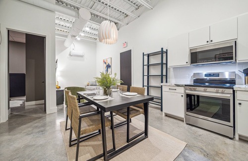 Houston Heights Condo | Centrally located, unique and brand new condo