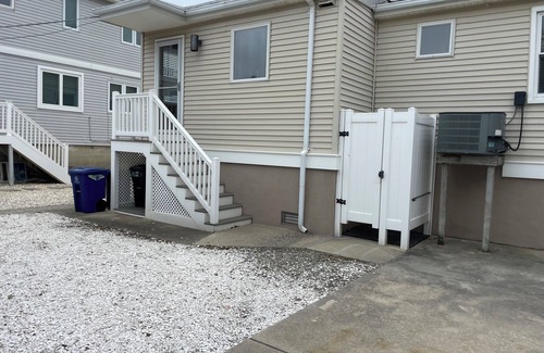 Stone Harbor House | Centrally located block, walking distance to beach, bay, bars and restaurants, supermarket and beautiful park. Beach is only one of two that is surf beach in all of Stone Harbor.
