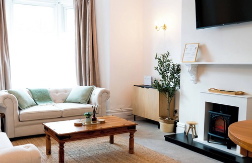 Whitley Bay Apartment | Centre of Whitley Bay Short & Long Stay
