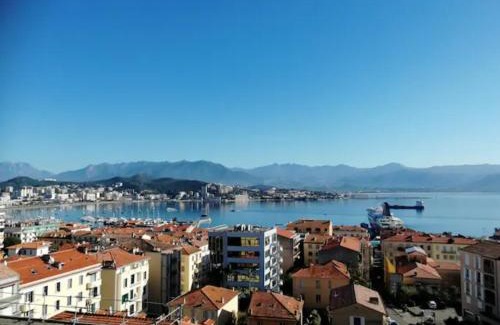 Ajaccio Apartment | Centre ville avec vue magnifique sur le golfe d'Ajaccio; parking privé.