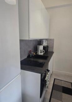 Alppiharju Apartment | Centric Cozy entire studio in Kallio, Helsinki