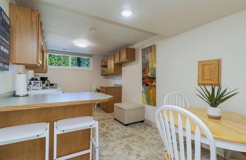 College Place House | Century House in Walla Walla Wine Country!
