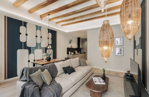 La Ribera Apartment | Cesme - 2 bedrooms and balcony in Sant Pere