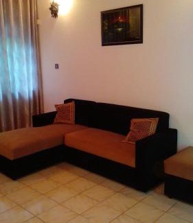 Battaramulla South House | Ceylon Travel and Stay Lodge